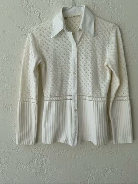 Women's Ivory Eyelet & Ribbed Button-Down Shirt